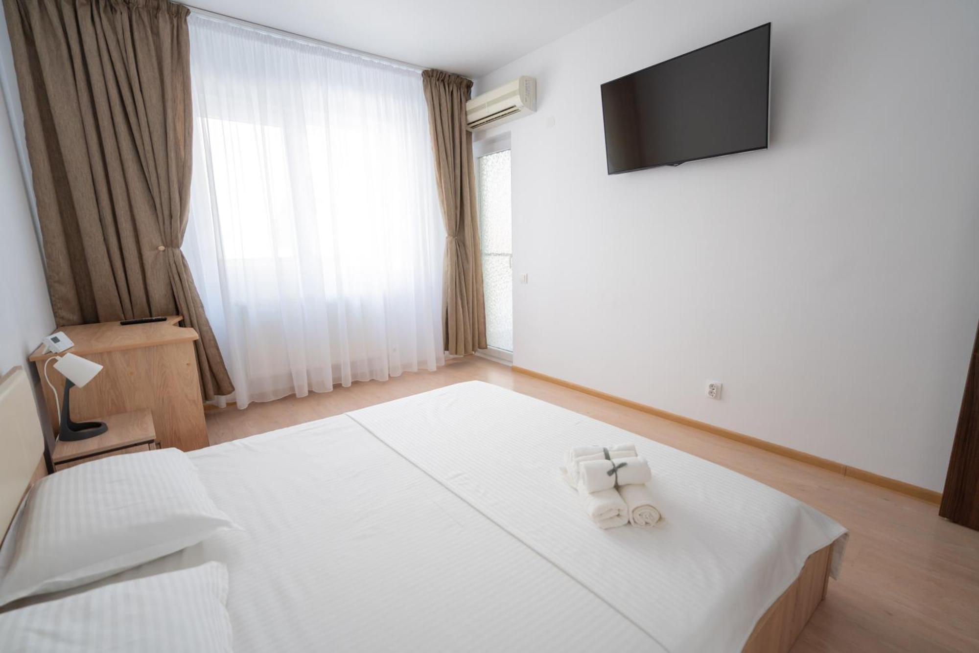 Hotel Studio Titan Bukarest Eksteriør billede